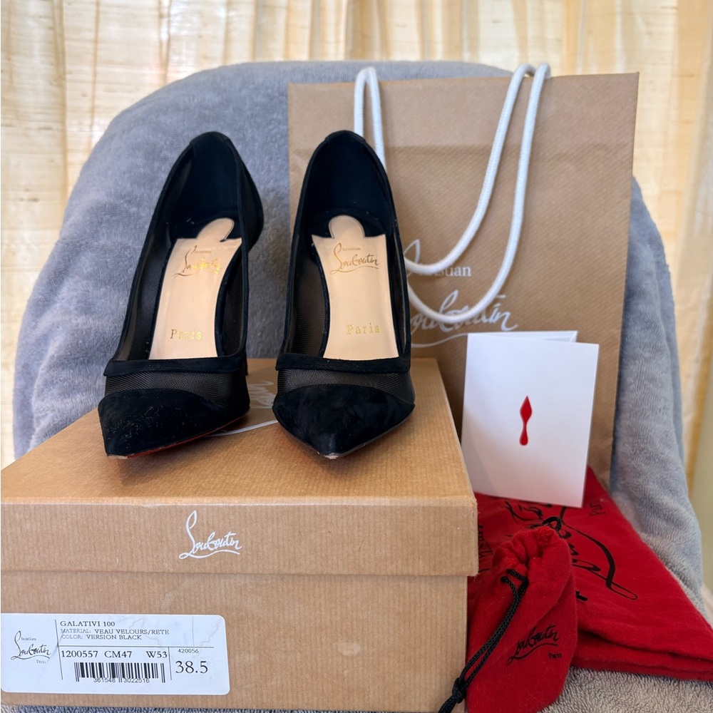 Christian Louboutin Black Mesh and Suede So Kate Pointed-Toe Pump - Picture 3 of 8